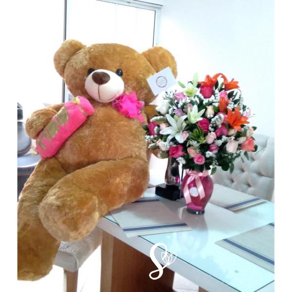 arreglos florales con peluches bucaramanga